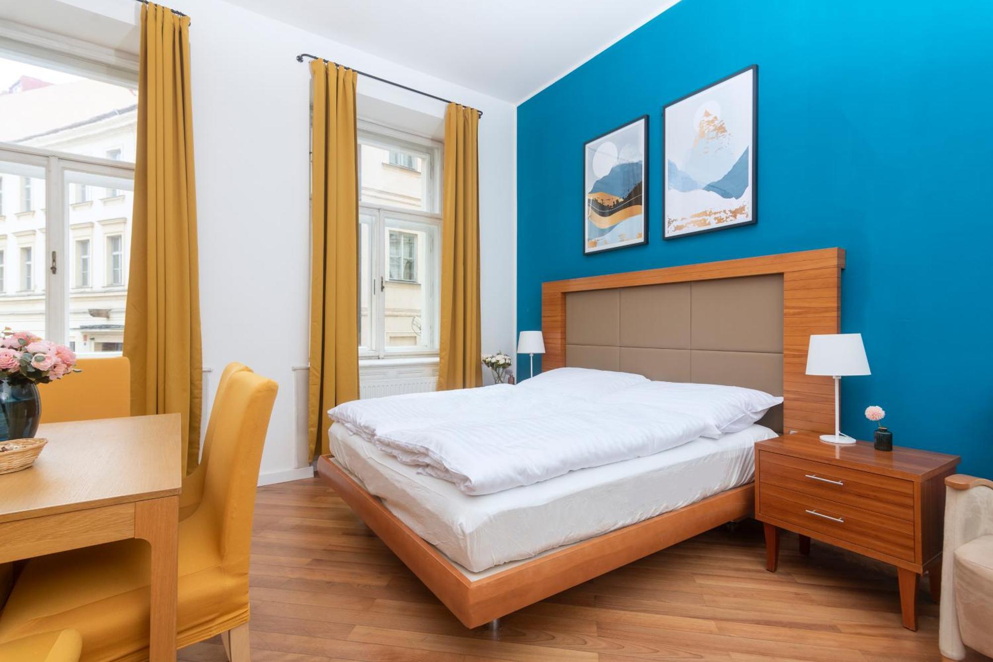 Moonlight Apartments Old Town Prag Exterior foto